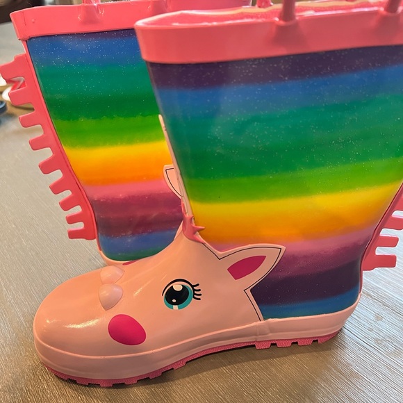 Girls KomForme Rainboots - size 2 - Picture 6 of 7